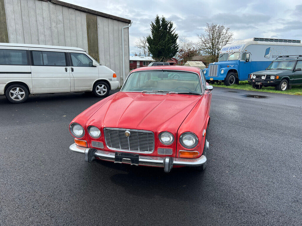 1973 Jaguar XJ6 - photo 7