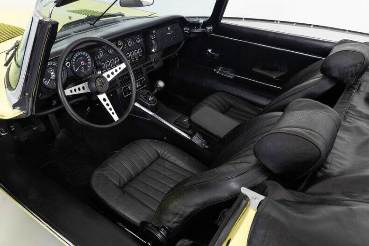 1973 Jaguar XK 2+2 - photo 2