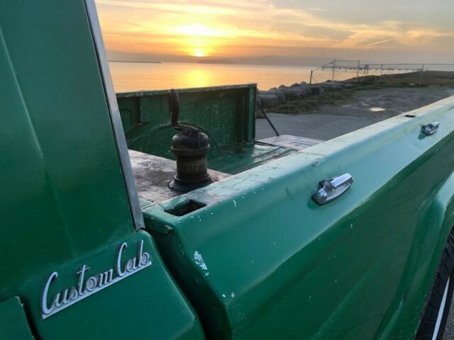 1973 Jeep J-4000 Gladiator Custom Cab - photo 6