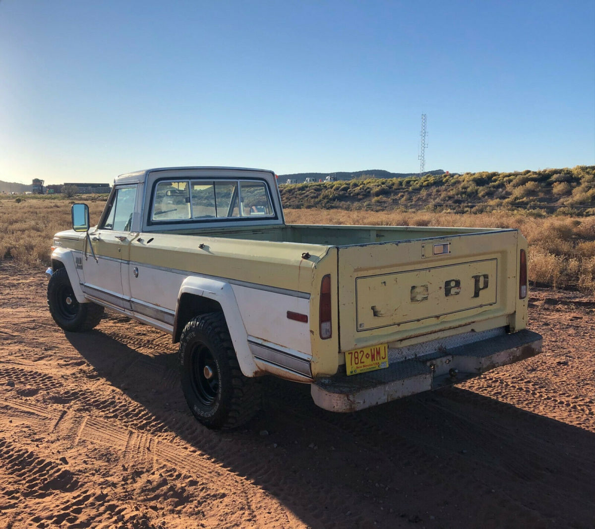 1973 Jeep J-4500 Custom Cab - photo 4