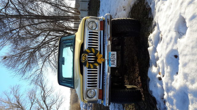 1973 Jeep Wagoneer - photo 2