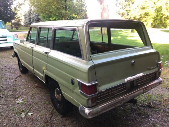 1973 Jeep Wagoneer - photo 2