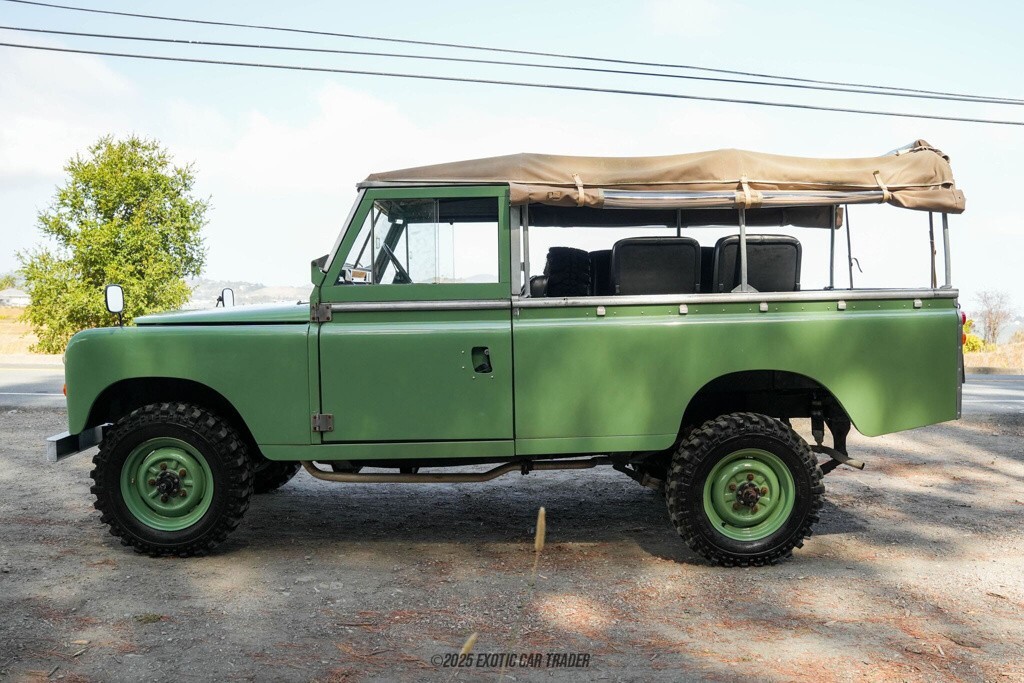 1973 Land Rover Series IIA 109" - photo 3
