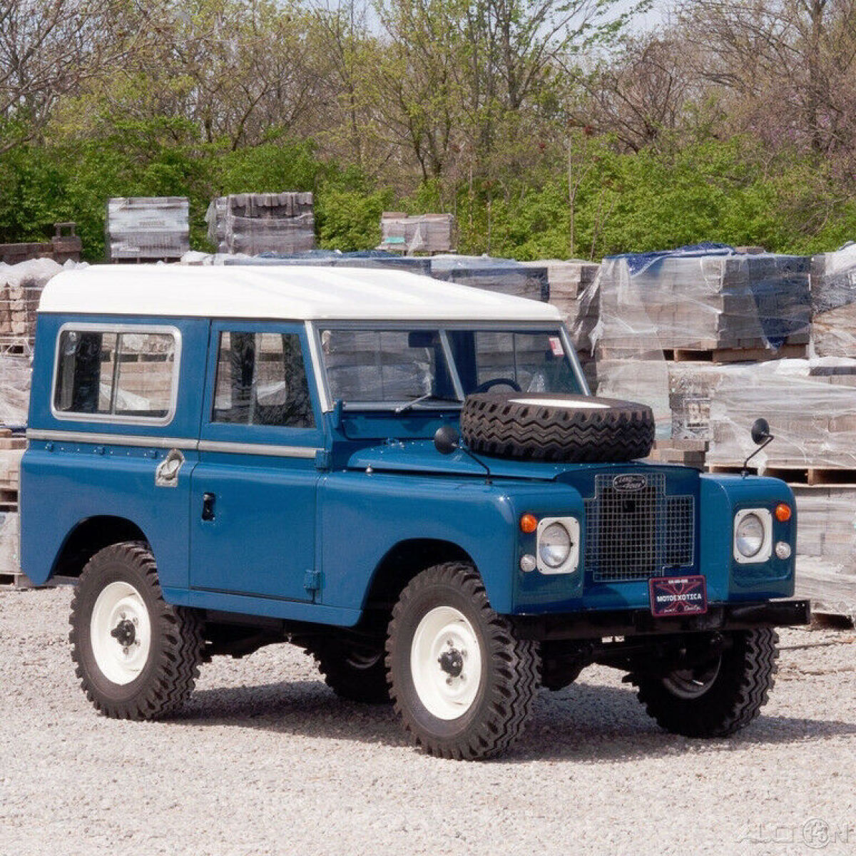 1973 Land Rover Series III 88 Hardtop 1973 Land Rover Series III Series III 88 Hardtop