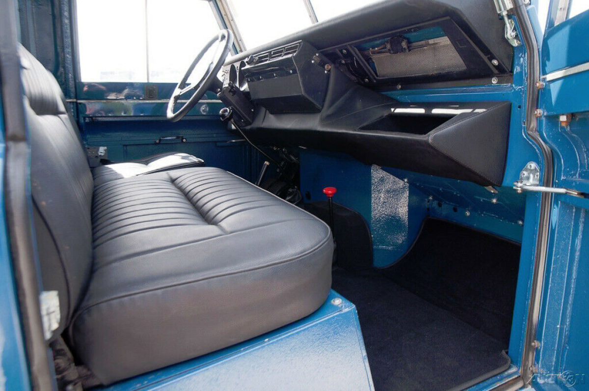 1973 Land Rover Series III Series III 88 Hardtop - photo 12