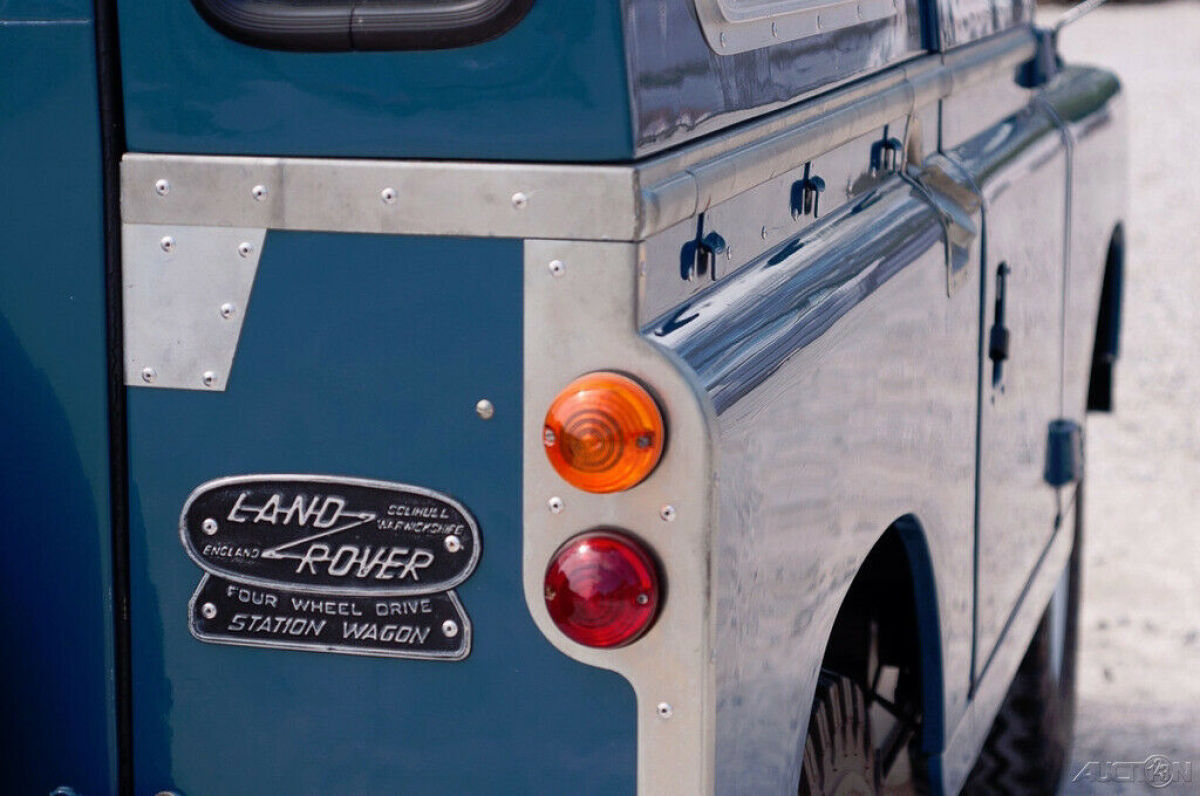 1973 Land Rover Series III Series III 88 Hardtop - photo 4