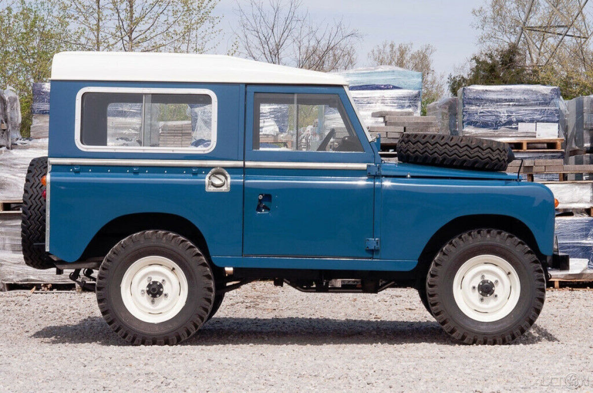 1973 Land Rover Series III Series III 88 Hardtop - photo 5