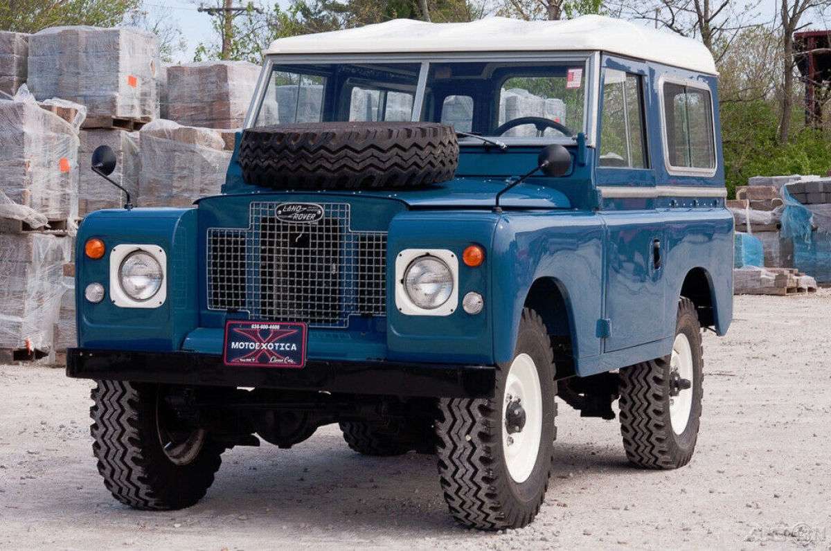 1973 Land Rover Series III Series III 88 Hardtop - photo 6