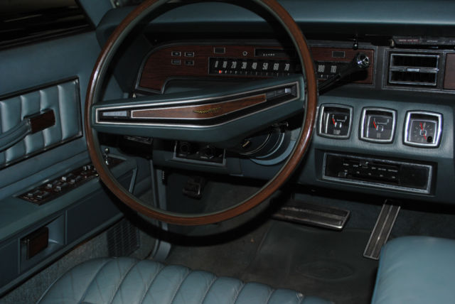 1973 Lincoln Continental - photo 11