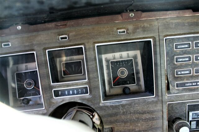 1976 Lincoln Continental - photo 10