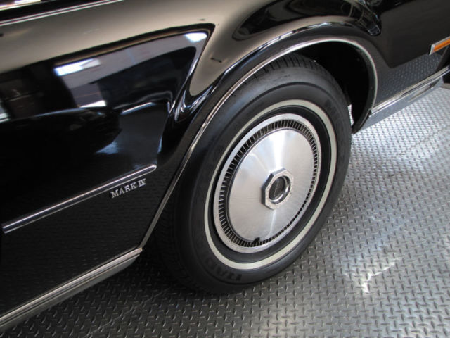 1973 Lincoln Continental -- - photo 9
