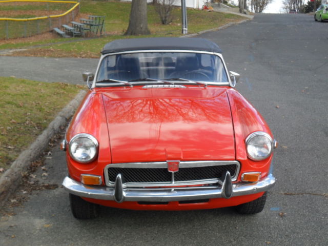 1973 MG MGB - photo 2