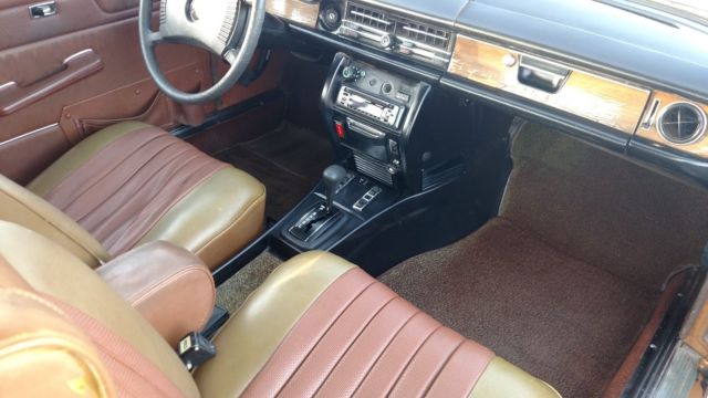 1973 Mercedes-Benz 200-Series - photo 12