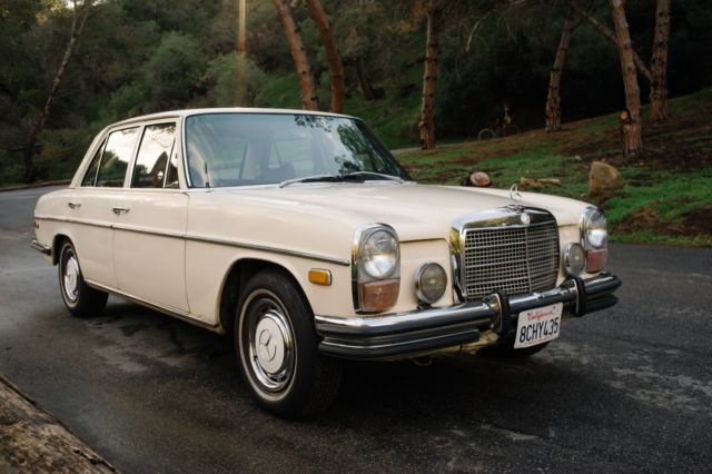 1973 Mercedes-Benz 200-Series - photo 6