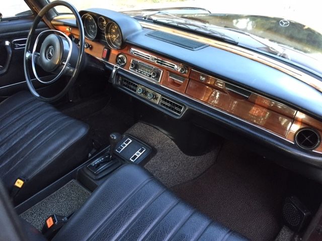 1973 Mercedes-Benz 200-Series W108 in RARE DB 542 Dark Red - photo 8