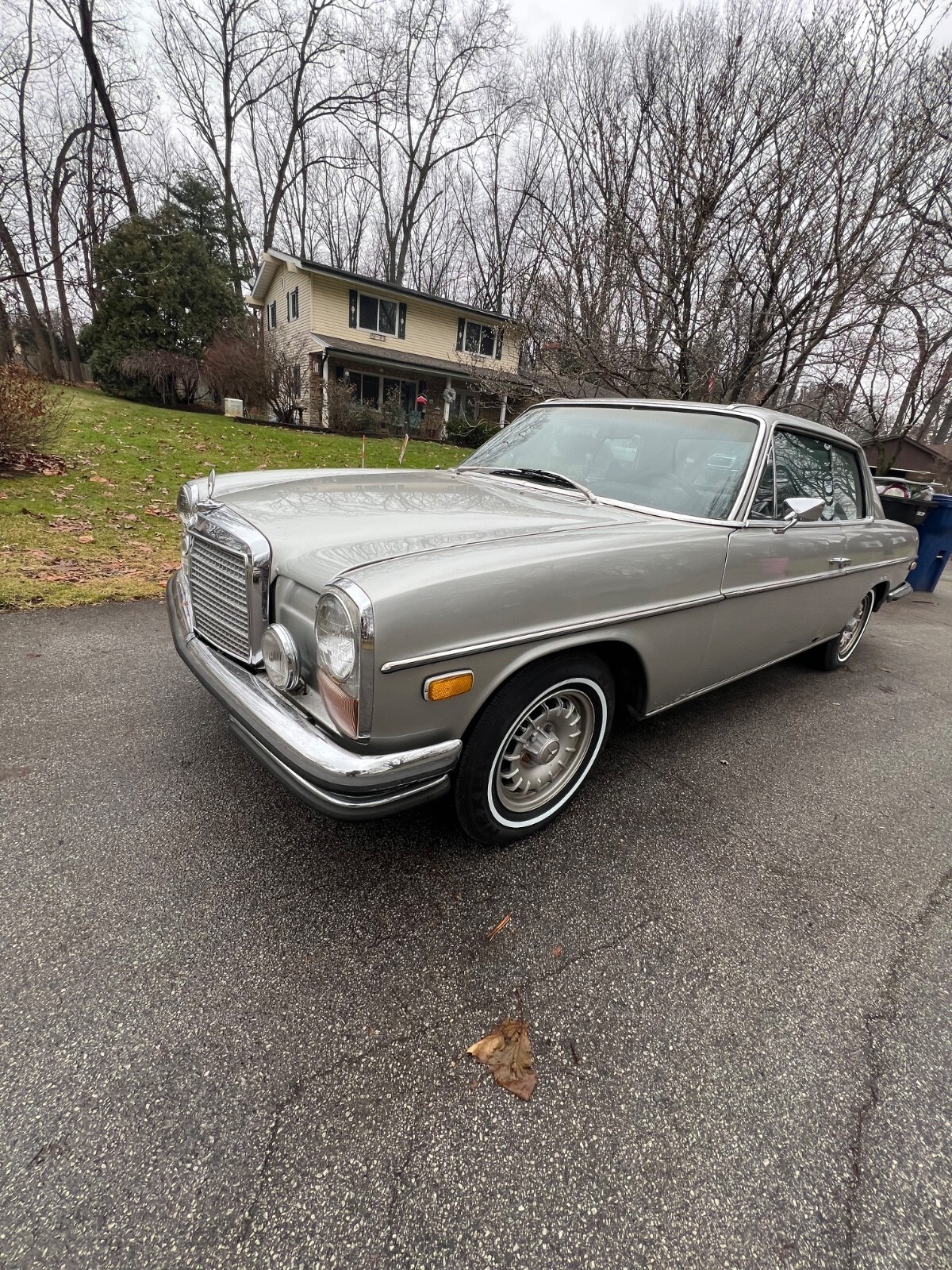1973 Mercedes-Benz 200-Series - photo 5