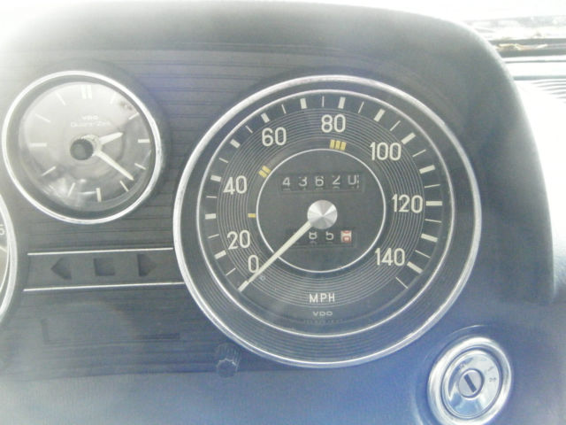 1973 Mercedes-Benz 200-Series 220 - photo 7