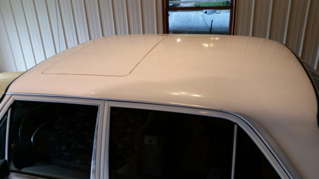 1973 Mercedes-Benz 200-Series 2 tone - photo 13