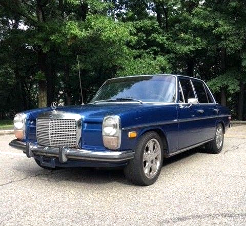 1973 Mercedes-Benz 200-Series - photo 3