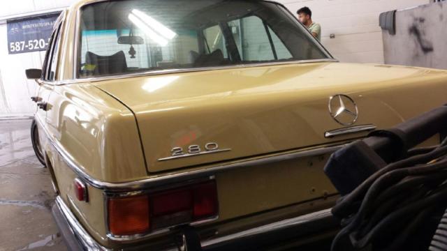 1973 Mercedes-Benz 200-Series 280 - photo 12