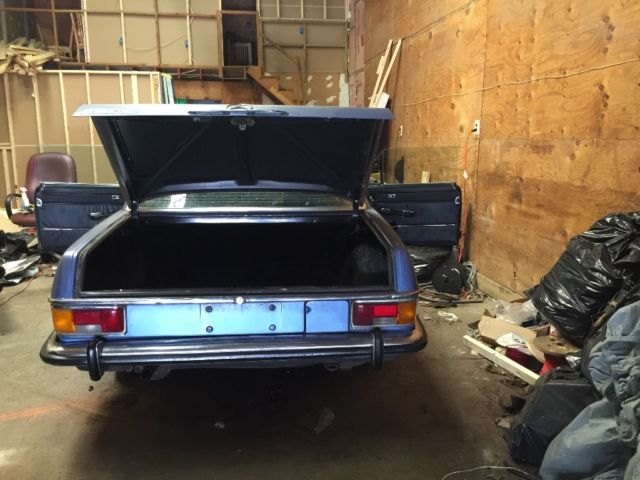 1973 Mercedes-Benz 200-Series - photo 12