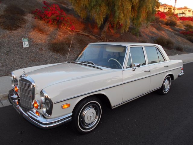 1973 Mercedes Benz 280SE 4.5 1 owner 89K all books & documents original paint 1973 Mercedes-Benz 200-Series