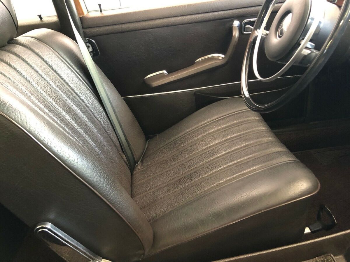 1973 Mercedes-Benz 280se 4.5 fuel injected v8 - photo 11