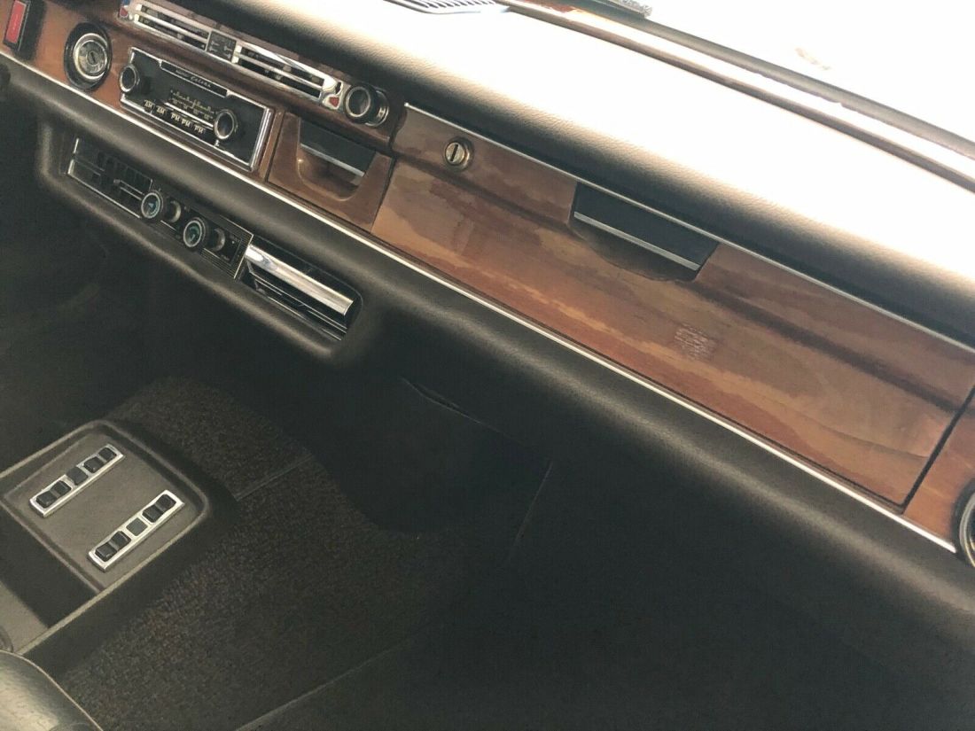 1973 Mercedes-Benz 280se 4.5 fuel injected v8 - photo 10