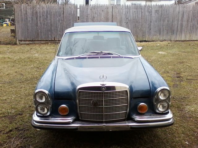 1973 mercedes benz 280SEL 4.5 1973 Mercedes-Benz 200-Series