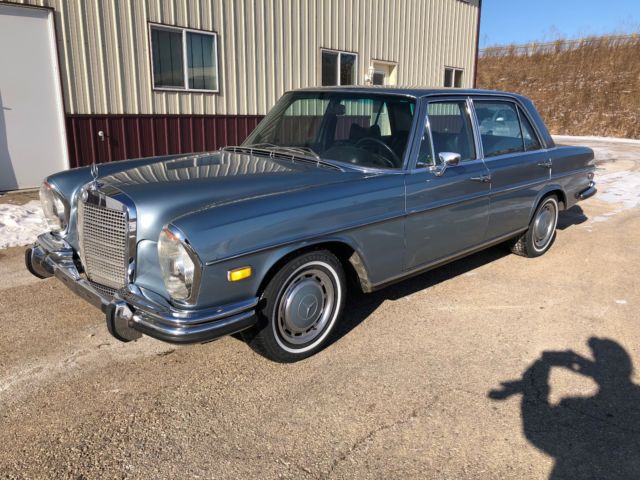 1973 Mercedes-Benz 200-Series - photo 13