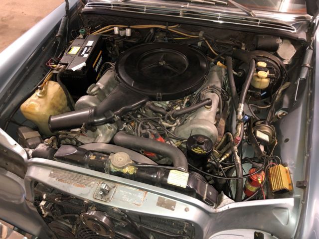 1973 Mercedes-Benz 200-Series - photo 4