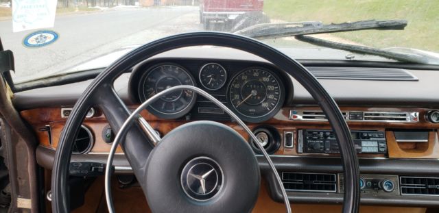 1973 Mercedes-Benz 300-Series 300SEL - photo 3