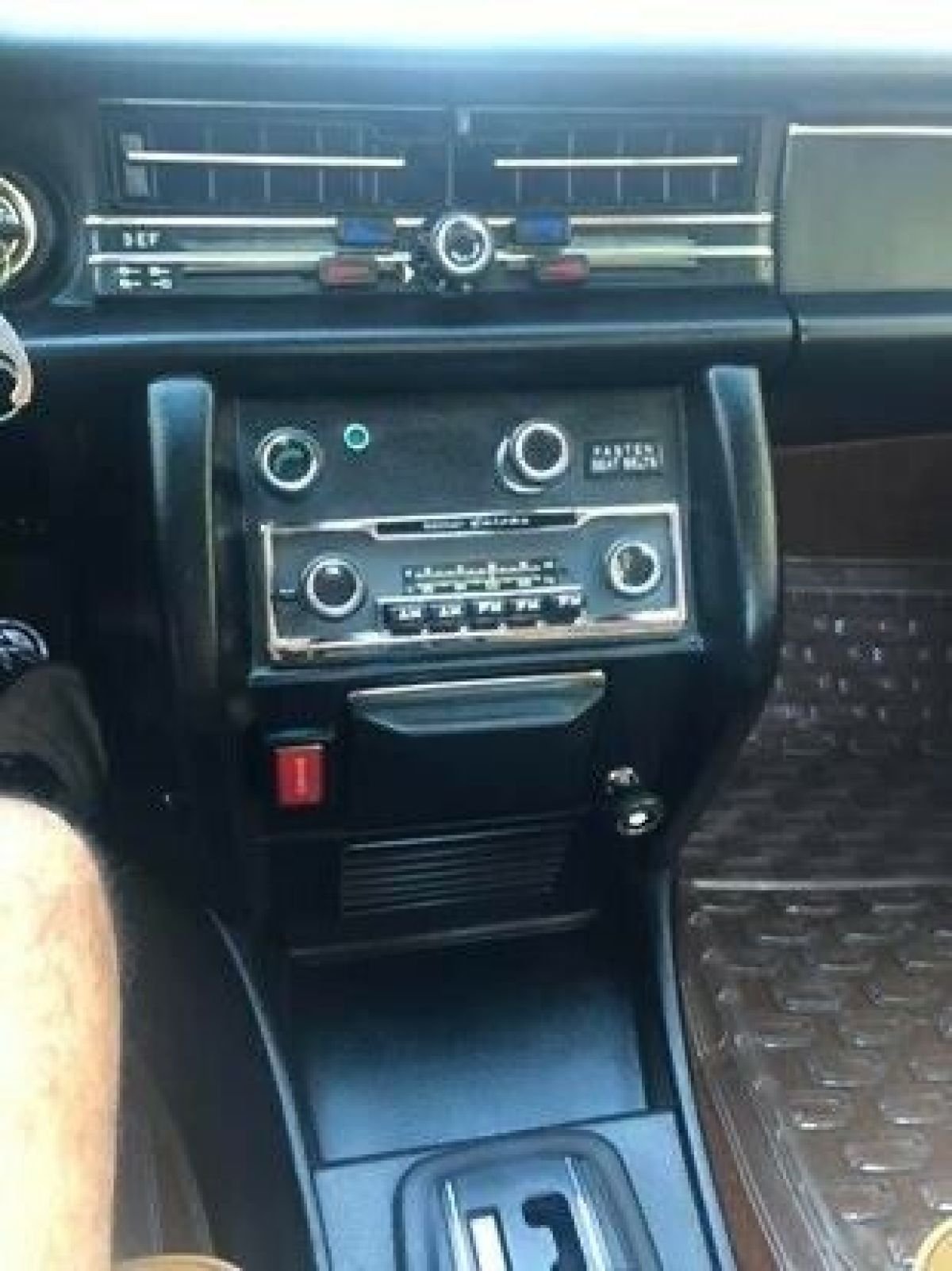 1973 Mercedes-Benz 200-Series - photo 4