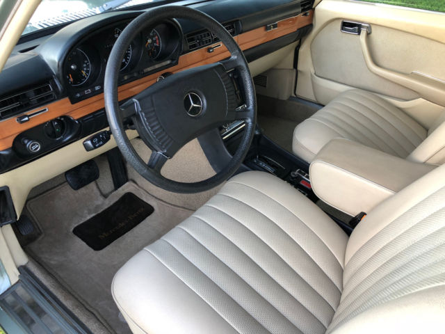 1973 Mercedes-Benz S-Class 861 Silver-Green Metallic ext., Parchment int. - photo 13