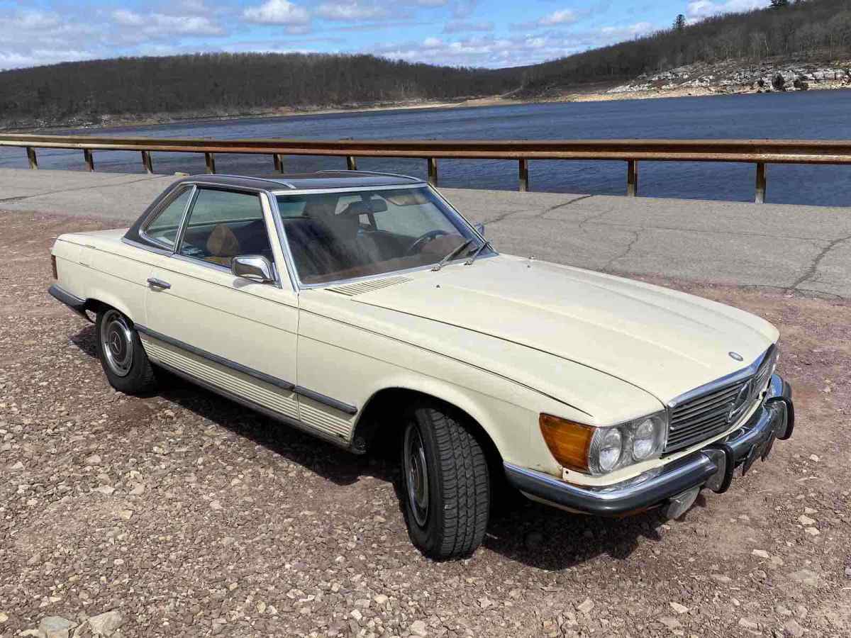 1973 Mercedes-Benz 450SL Convertible White RWD Automatic Beige 1973 Mercedes-Benz 450SL Beige