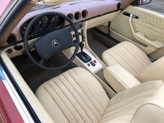 1973 Mercedes-Benz SL-Class 571 Brilliant-Red Metallic* / 040 Black hard-top - photo 13