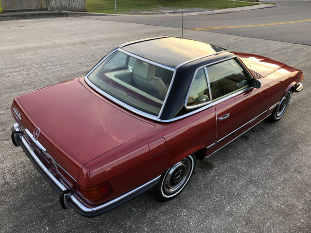 1973 Mercedes-Benz SL-Class 571 Brilliant-Red Metallic* / 040 Black hard-top - photo 4