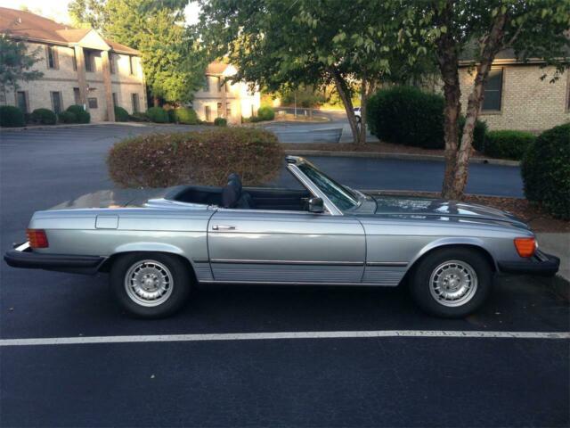 1973 Mercedes-Benz 450SL - Silver Bullet Convertible 1973 Mercedes-Benz SL-Class