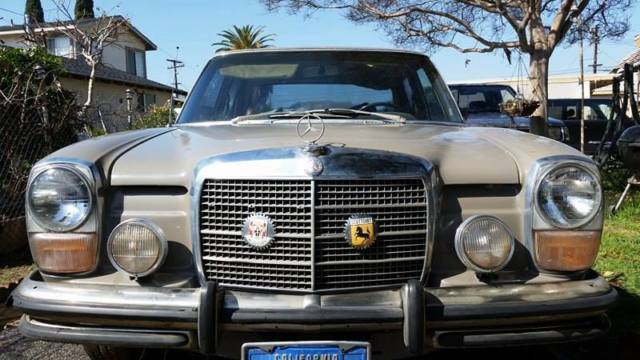 1973 Mercedes-Benz 200-Series - photo 8