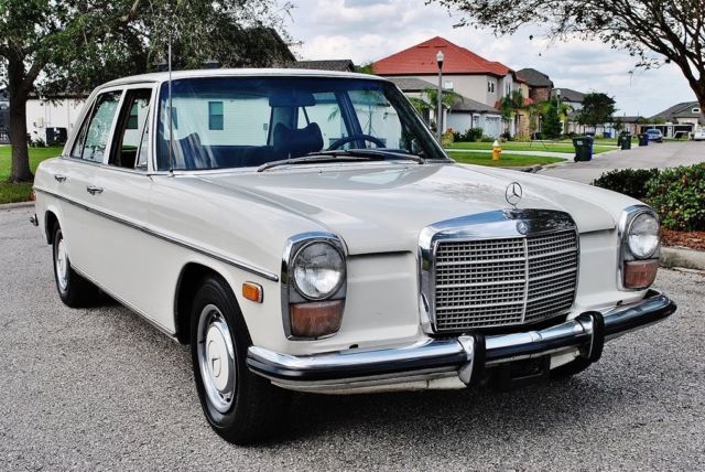 1973 Mercedes-Benz Sedan 220 Diesel Exceptional Car