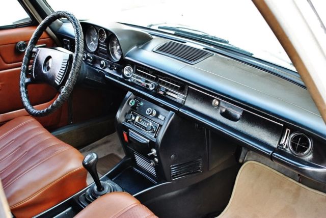1973 Mercedes-Benz Sedan 220 Diesel Exceptional Car - photo 7