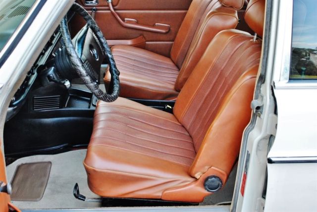 1973 Mercedes-Benz Sedan 220 Diesel Exceptional Car - photo 8