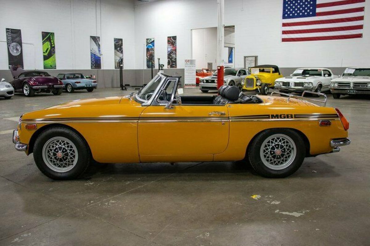 1973 MG MGB - photo 2