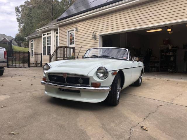 1973 MG B !! NO RESERVE !! 1973 MG MGB Custom