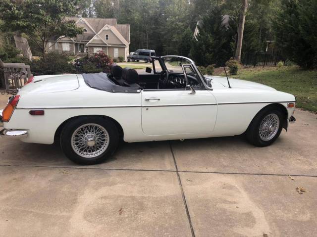 1973 MG MGB Custom - photo 2