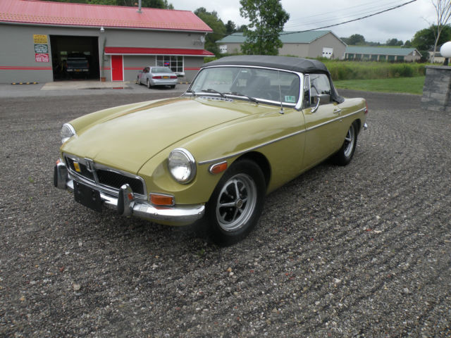 1973 MG MGB Barn Find, Survivor, clean car, good driver 1973 MG MGB