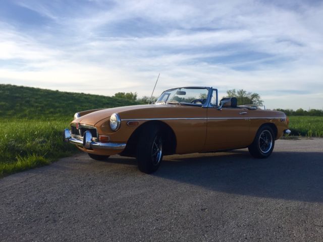 1973 MG MGB CHROME BUMPER MGB ROADSTER 1973 MG MGB CHROME BUMPER MGB ROADSTER