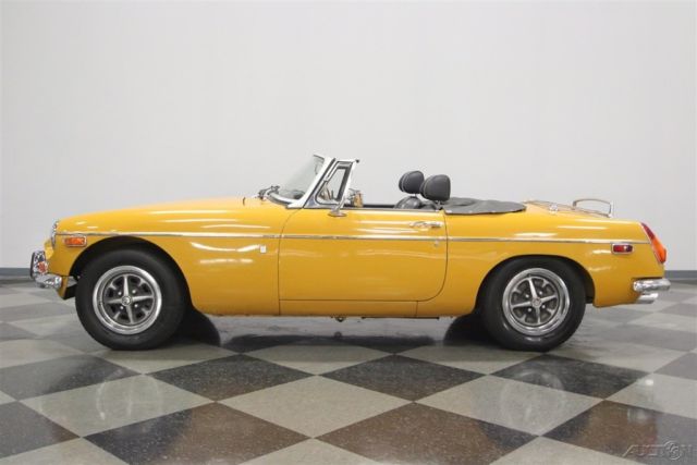 1973 MG MGB - photo 2