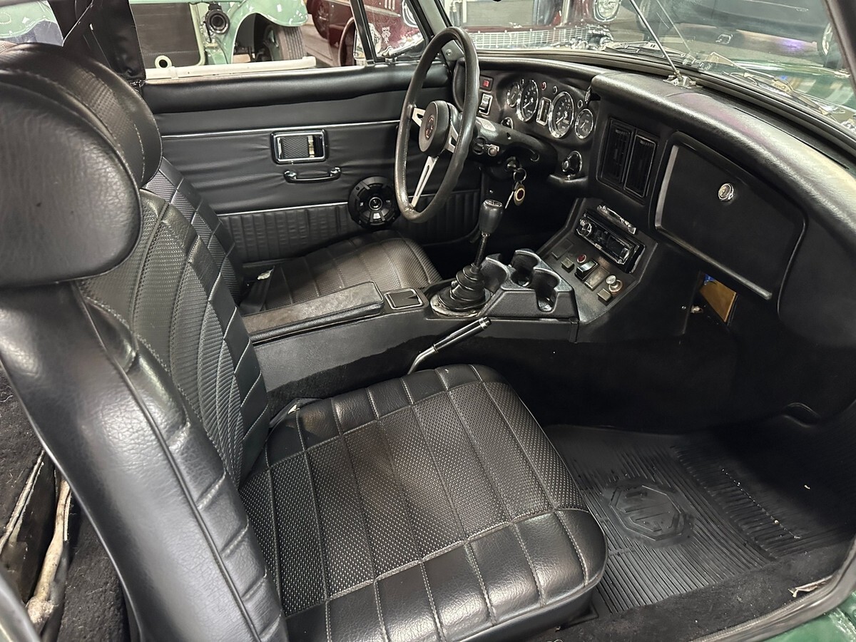 1973 MG MGB Convertible - photo 12
