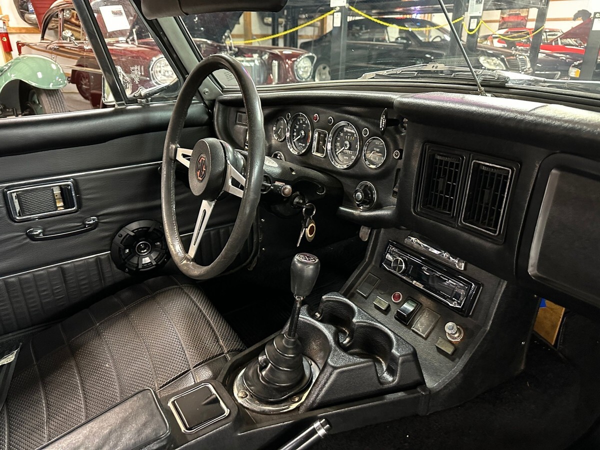 1973 MG MGB Convertible - photo 13